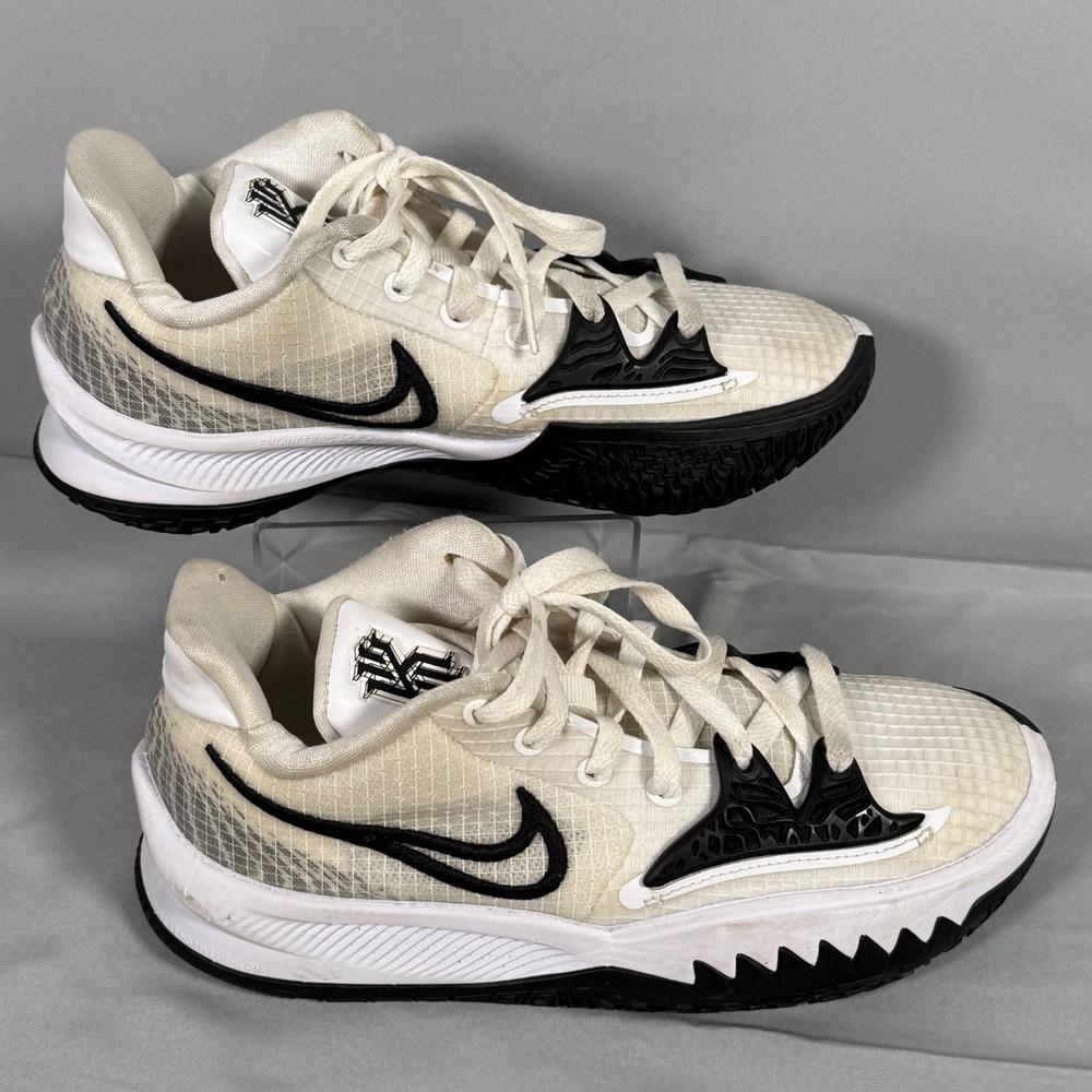 NIKE KYRIE LOW 4TB WHITE BLACK SZ 6 MENS 7.5 Women DA7803-100‎ - Picture 2 of 9